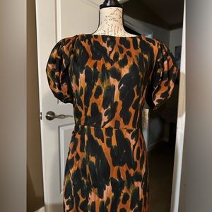 Alexia Admor NWT Capped sleeve leopard print dress